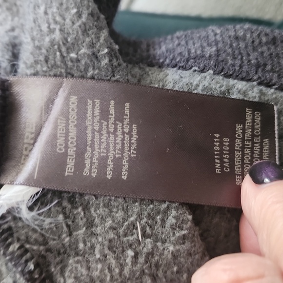 Merrell Assymetrical Front Button Up Cardigan with  Square Wooden Buttons Size S - Picture 8 of 9